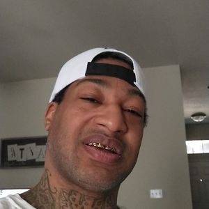 Meet your Posher, Adrian